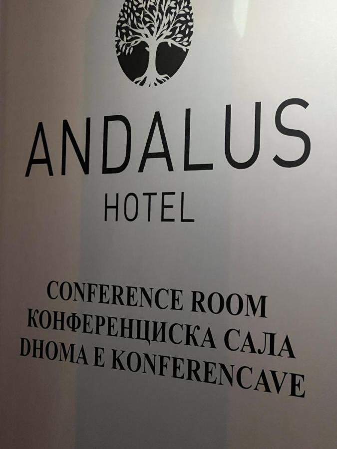 Hotel Andalus Skopje Exteriör bild